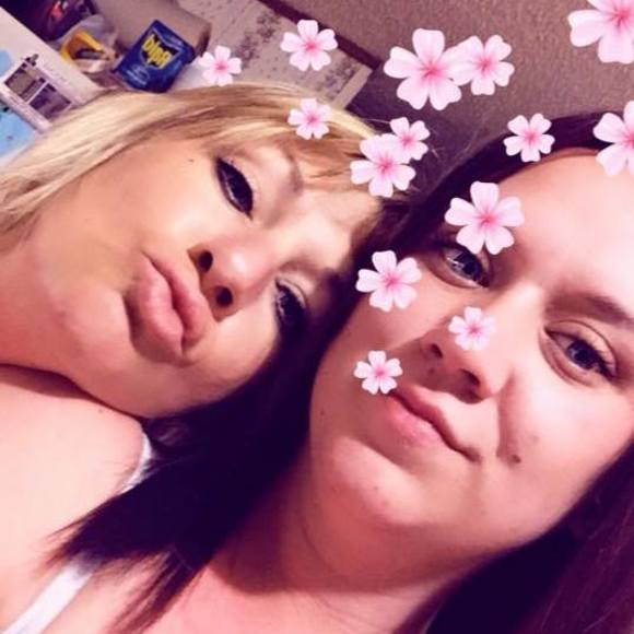 Meet your Posher, Janet - Picture 1 of 1